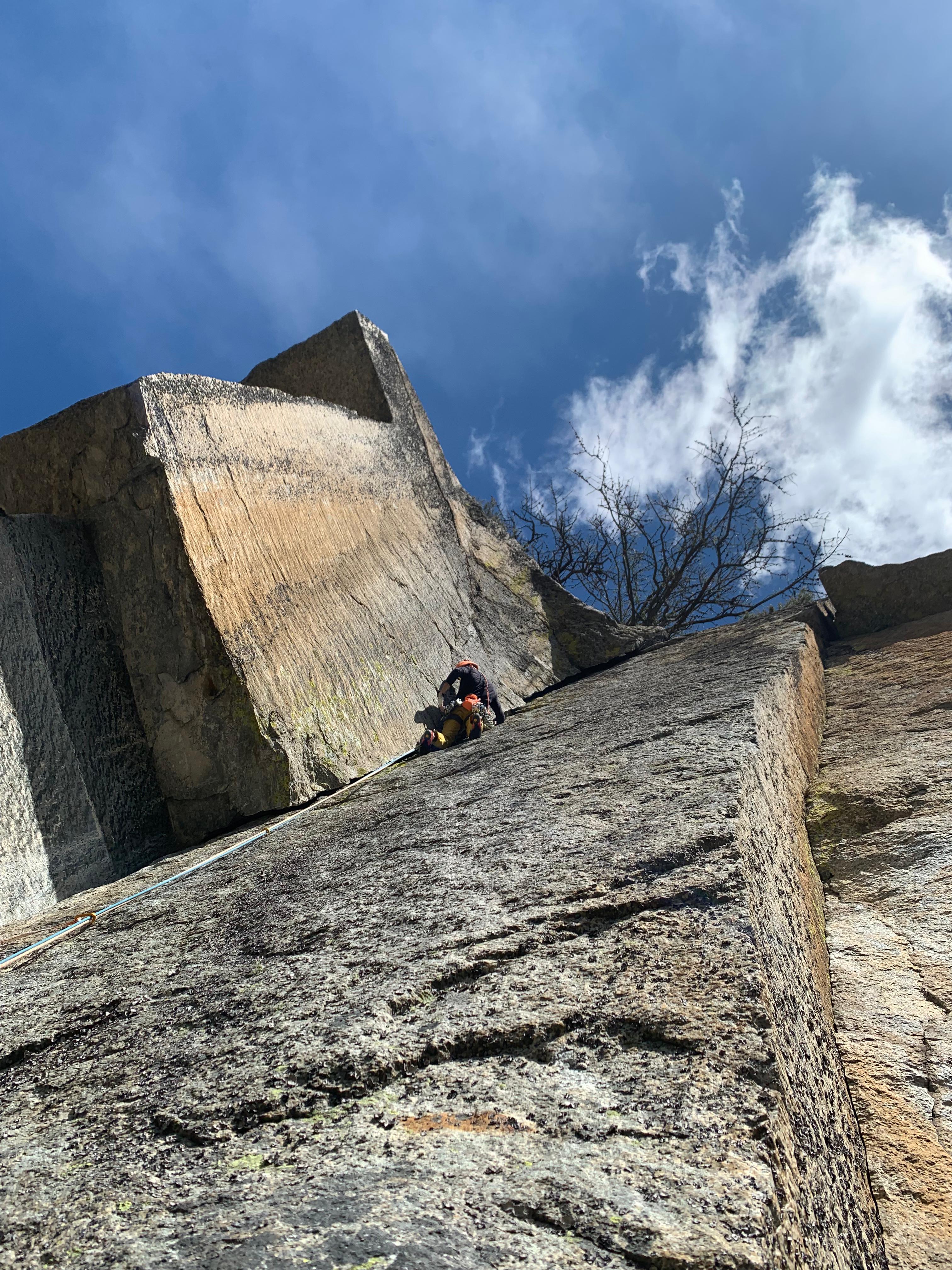 Noasca Towers - Gran Traversata - Francesco Drocco in uscita dal Tiro dell'Ascensore